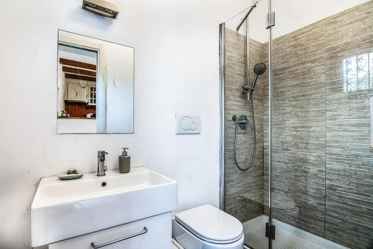 Secret Navigli Suite Milan Italy